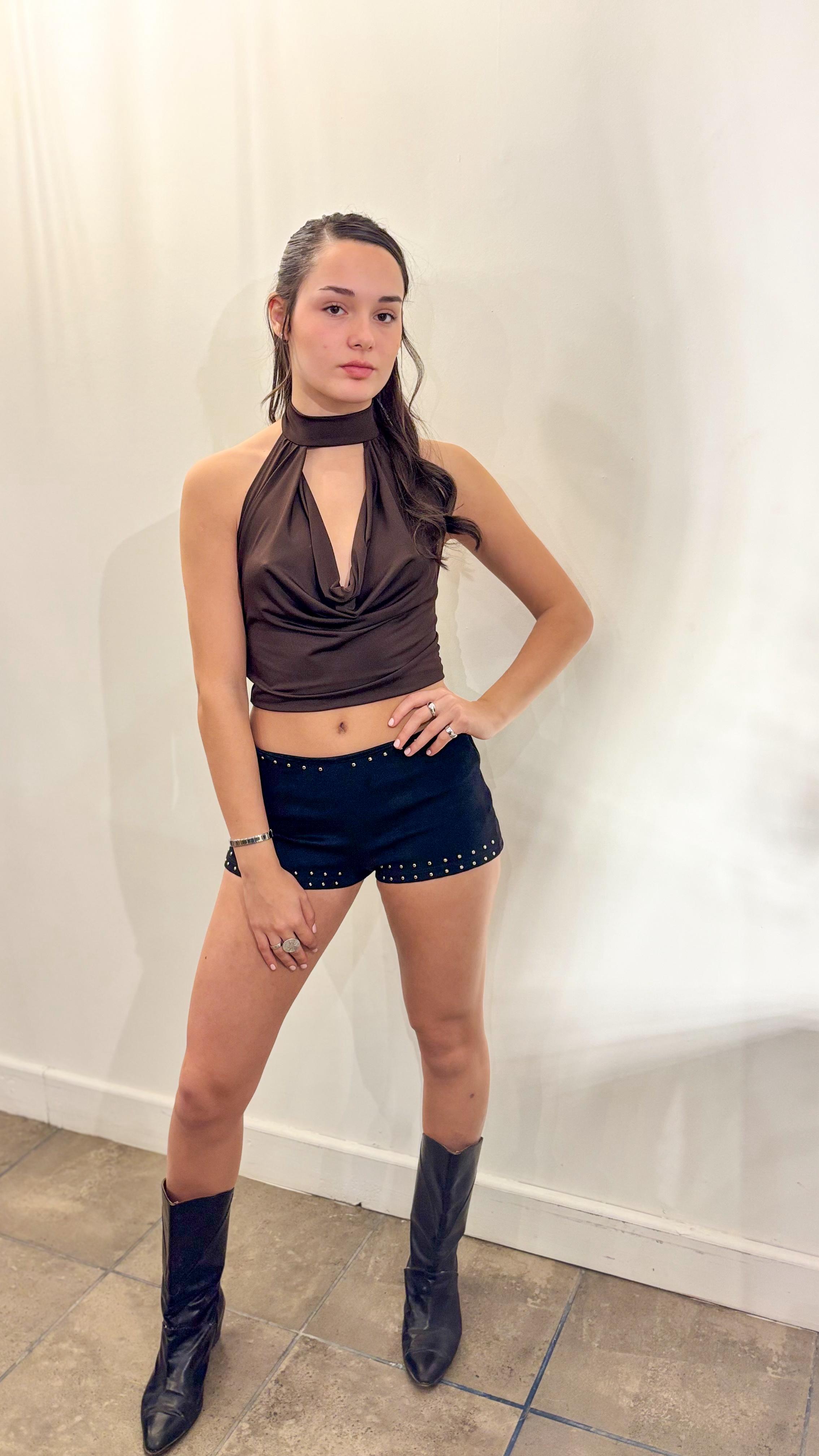 SHORT ALI